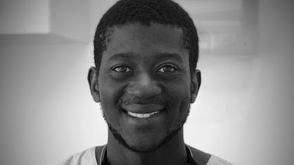 Dr Yassine SAHADÉ, Dentiste à Paris 15