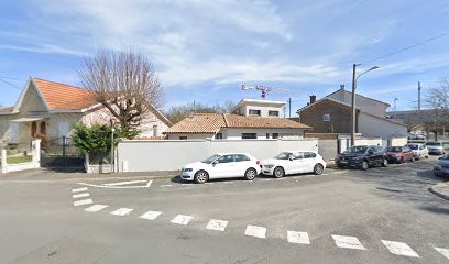 Dr. Maud Sermondadaz, Dentiste à Pessac