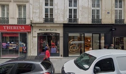 G T, Dentiste à Paris 03