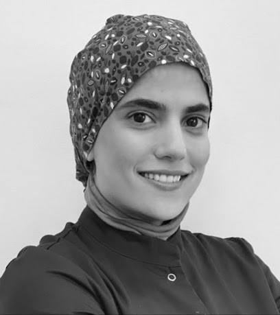 Dr Nadine OMEISH, Dentiste à Paris 05