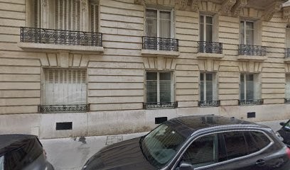 Dr Gaël Millot - Implantologie, greffes osseuses, régénérations osseuses, greffes de gencive, extraction des dents de sagesse, Dentiste à Paris 16