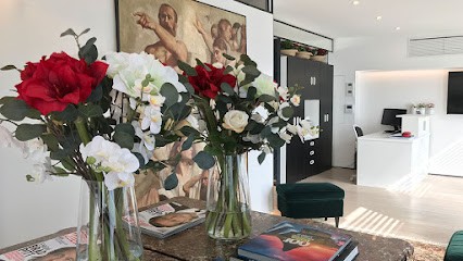 Dr. S. Houssenaly, Dentiste à Saint-Maur-des-Fossés