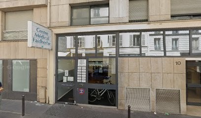 Docteur Romain Amsellem, Dentiste à Paris 11