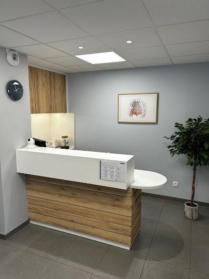 Dr DOMINICI Romain Dentiste à Saint-Just-Saint-Rambert, Dentiste à Saint-Just-Saint-Rambert