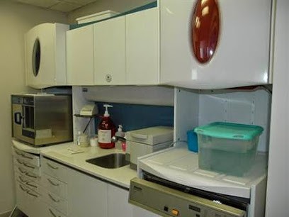 Dr. GARNIER Bruno, Dentiste à Villecresnes