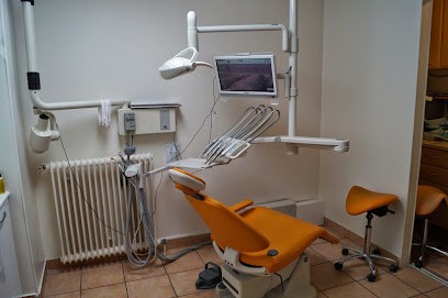 Dr AY Ibrahim - Dentiste Paris 3e, Dentiste à Paris 03