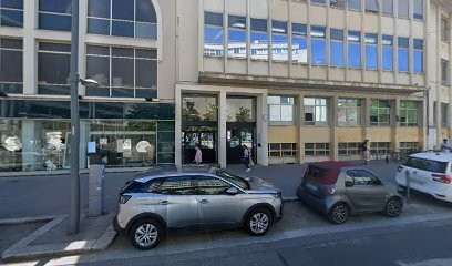 CENTRE DE SOINS DENTAIRES, Dentiste à Lyon 07