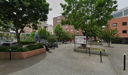 Dr Ana ROCHA, Dentiste à Évry