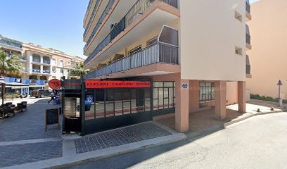 Caranta Aurélie, Dentiste à Sainte-Maxime