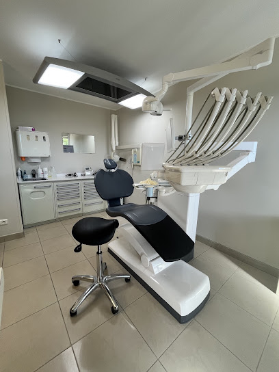 Dr Tania Halloum, Dentiste à Marseille 08