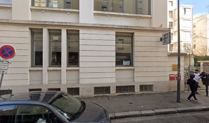 Dr Raphael Straub - Cabinet dentaire Baly, Dentiste à Villeurbanne