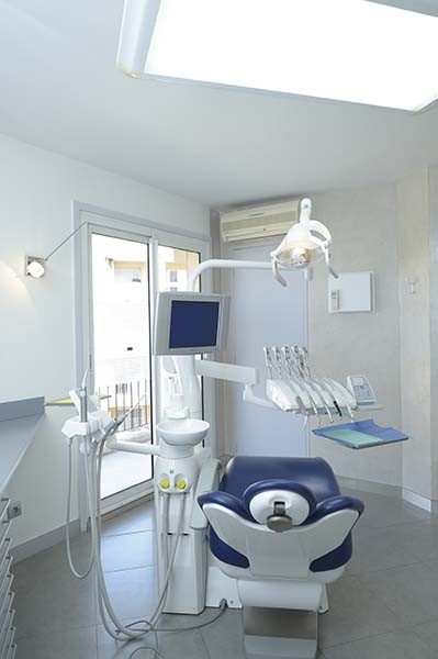 Dr Bordone Gerard, Dentiste à Nice