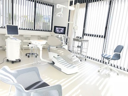 Docteur Valentin ADDA Chirurgien-Dentiste, Dentiste à Pérols