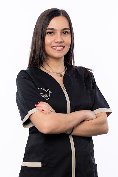 Dr Estelle AZOULAY FITOUSSI - Chirurgien-dentiste, Dentiste à La Bouilladisse