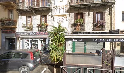 Le Roy René, Dentiste à Nice