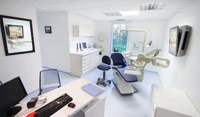 Tison Catherine, Dentiste à Couëron