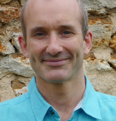 Chirurgien dentiste Dr Richard SEATON, Dentiste à Draveil