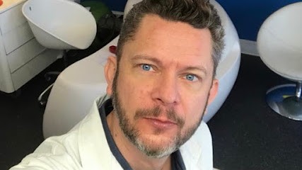 Dr Pierre Yves LANDREAU MERAND, Dentiste à Vanves