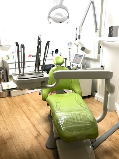 Peignard Xavier, Dentiste à Nantes