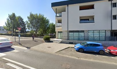 Dr Benjamin Bensoussan & Dr Panthéa Derakhshan, Dentiste à Nay