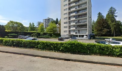 Novarino Michel, Dentiste à Jacob-Bellecombette