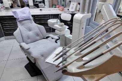 Dr. ASSAYAG Nadine - Veneers, Dentiste à Paris 16