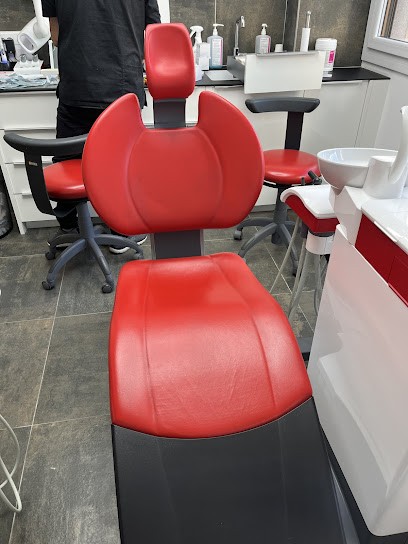 Dr Barbe Jean-Noël, Dentiste à Marseille 08