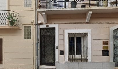 HEMMI Catherine, Dentiste à Mèze