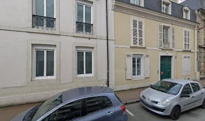 Roux Corinne, Dentiste au Mans