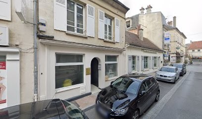 Joomun Elisabeth, Dentiste à Crépy-en-Valois