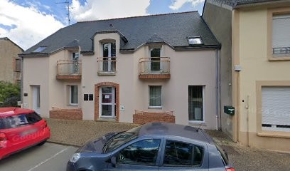 Delcourt Antoine, Dentiste à Guer