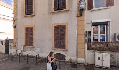 Dr Dominguez Nathalie - Dentiste, Dentiste à Oullins