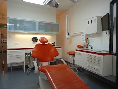 Dr Deperrier - Dr Chaumeil, Dentiste à Vichy