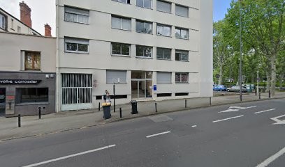 Dr Marie DEGEN Chirurgien-dentiste, Dentiste à Clermont-Ferrand