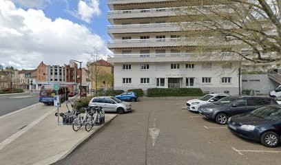 Moneret Christian, Dentiste à Cusset