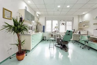 Dr. Daniel BENITAH, Dentiste à Paris 16