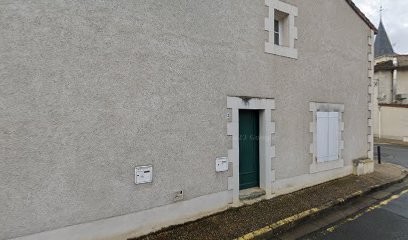 Lagrandmaison Dany, Dentiste à Jaunay-Marigny