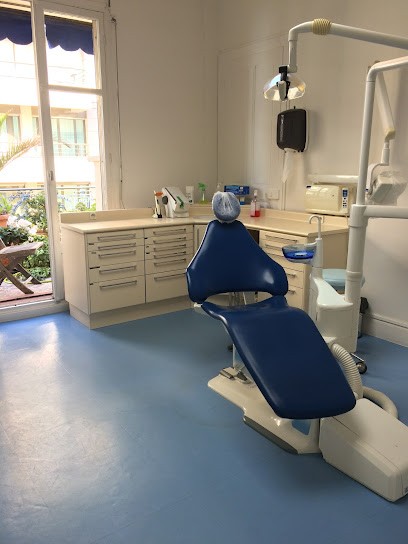Cabinet Dentaire - Drs Barnoin, Dentiste à Nice