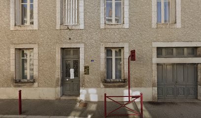Peyrou Christine, Dentiste à Larche