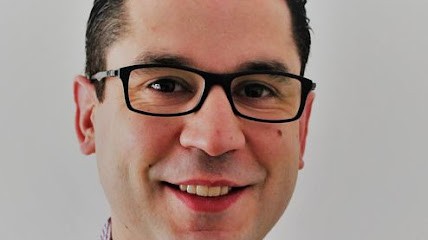 Docteur Jorge Diaz, Dentiste à Codognan