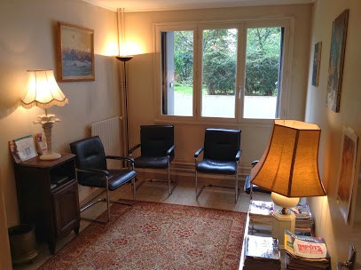 Dr SARFATI Sydney, Dentiste à Paris 19