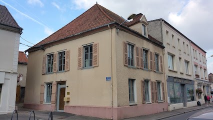 SAURA Hugo, Dentiste à Blancs-Coteaux