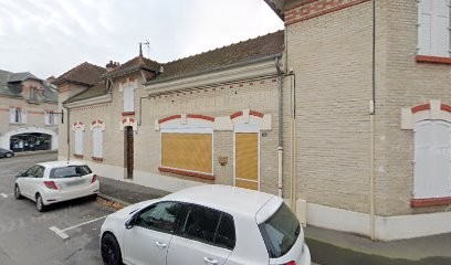 Moutier Eve, Dentiste à Vailly-sur-Aisne