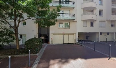 Docteur TOLEADNO TEBOUL Esther, Dentiste à Issy-les-Moulineaux