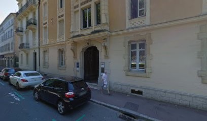 Square De La Paix S.C.M., Dentiste à Mâcon