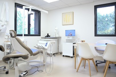 Dr Christophe MAYODE - Chirurgien-dentiste, Dentiste à Seilh