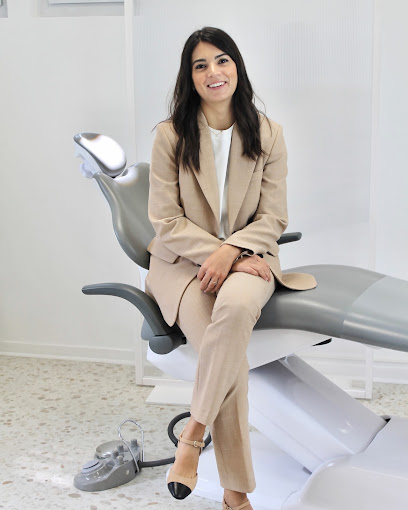 Dr Laura Khaliss - Pratique Reservée À L'orthodontie Enfants Et Adultes Dentiste au Bouscat