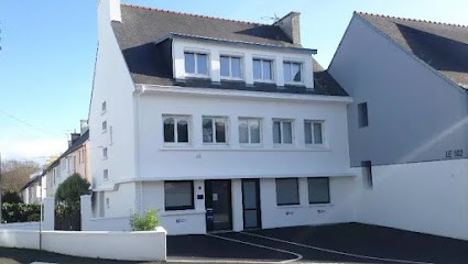 JEGANATHAN Angela - JEGANATHAN Newddan, Dentiste à Concarneau