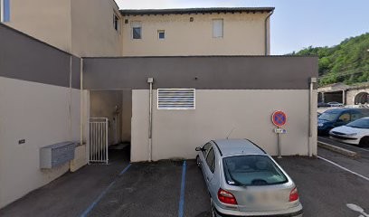 Deak Csaba et Adriana, Dentiste à Serrières