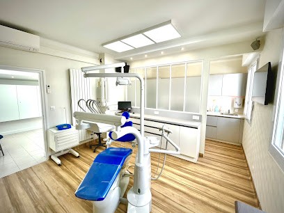 Cabinet Dentaire d’omnipratique et d’implantologie des Drs Hascoët, Dentiste à Lorient